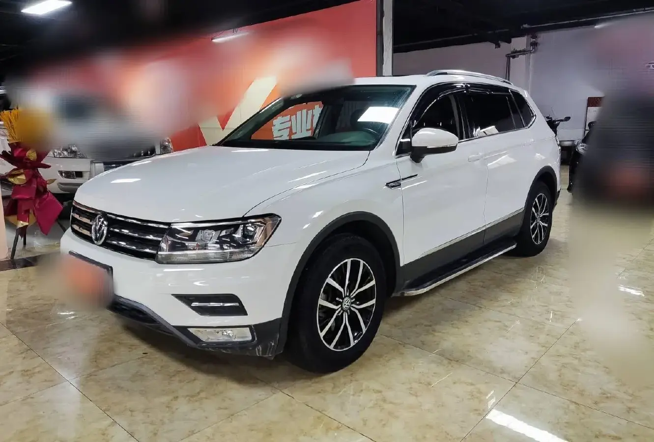 2017 Volkswagen Tiguan L 1.8T 180HP L4 7DCT