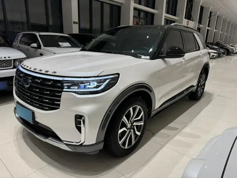 2023 Ford Explorer 2.3T 276HP L4 10AT