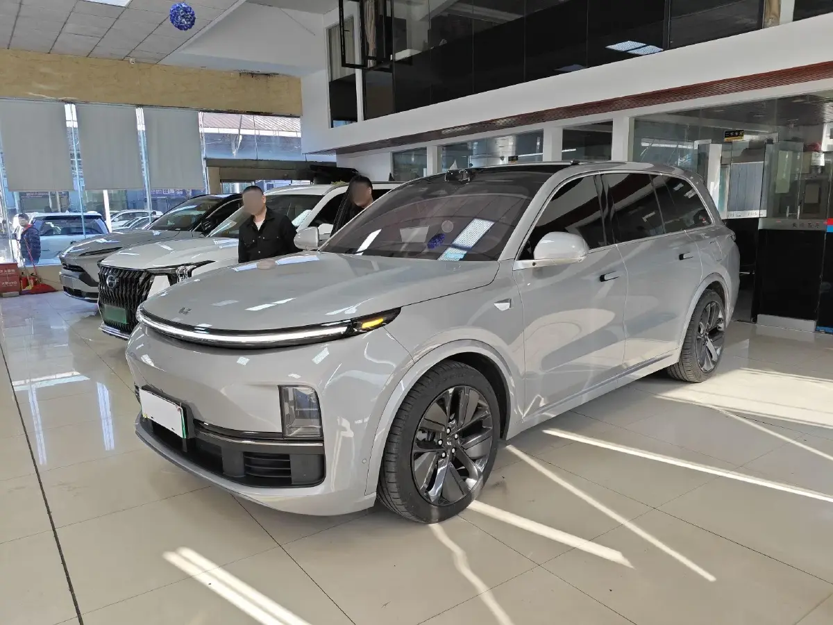 2022 Li L9 Range Extended 154HP REEV 42.6KWH