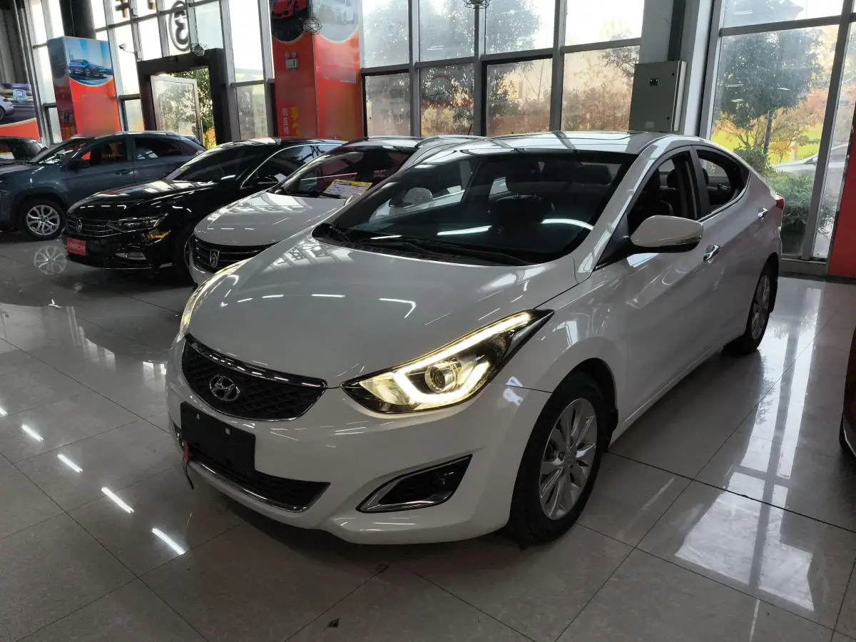 2016 Hyundai Elantra 1.6L 128HP L4 6AT