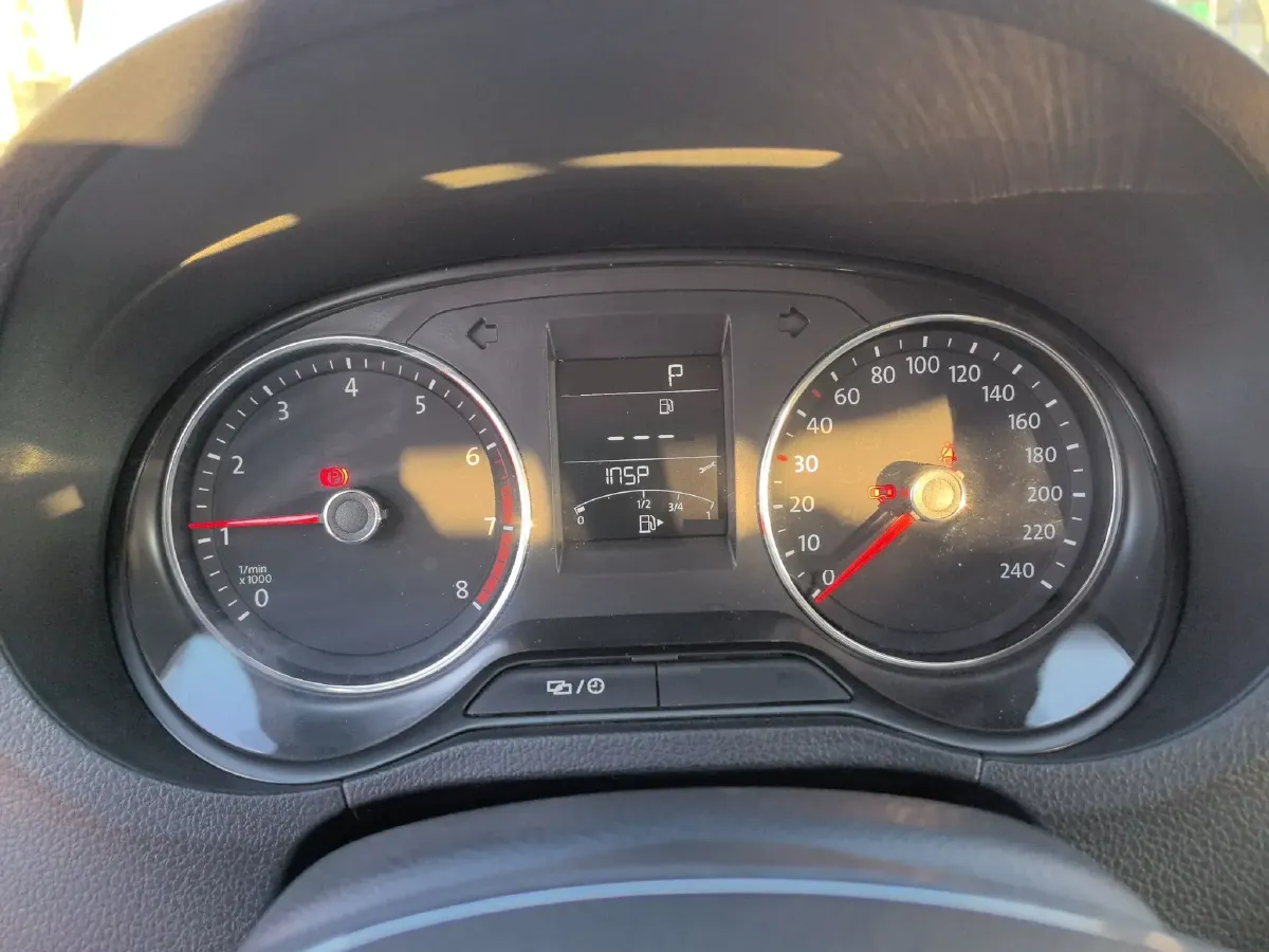 2016 Volkswagen Polo 1.6L 110HP L4 6AT,autocango,china used car exporter,china ev exporter,chinese used car exporter,chinese used ev exporter