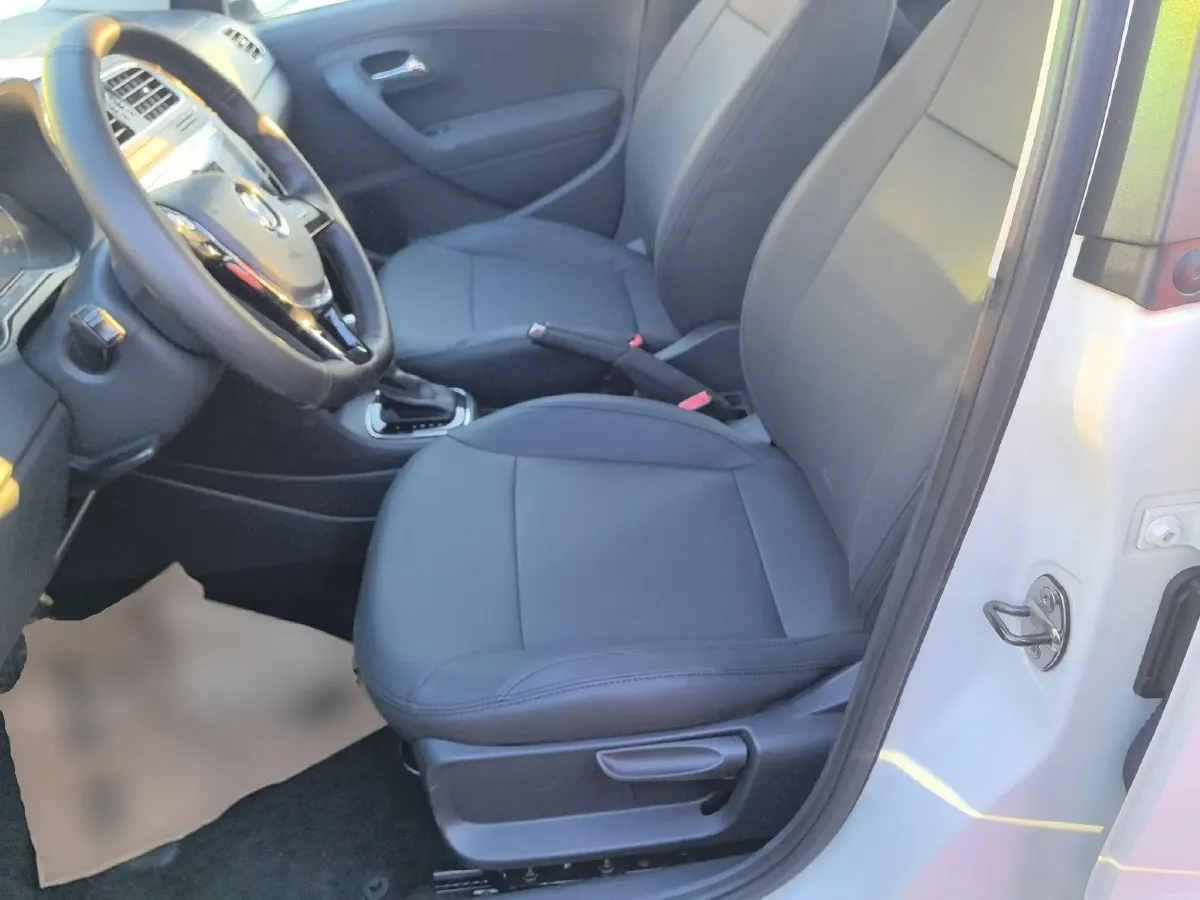 2016 Volkswagen Polo 1.6L 110HP L4 6AT,autocango,china used car exporter,china ev exporter,chinese used car exporter,chinese used ev exporter