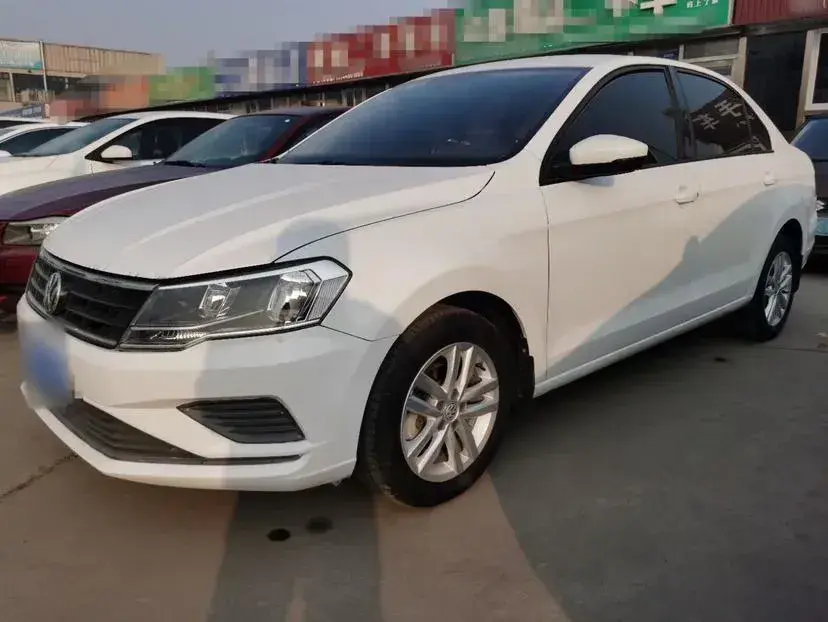 2019 Volkswagen Jetta 1.5L 110HP L4 5MT