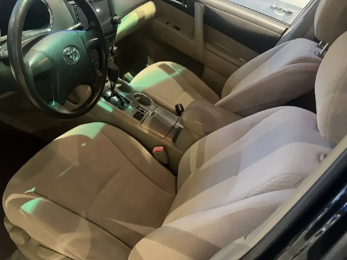 2012 Toyota Highlander 2.7L 188HP L4 6AT,autocango,china used car exporter,china ev exporter,chinese used car exporter,chinese used ev exporter