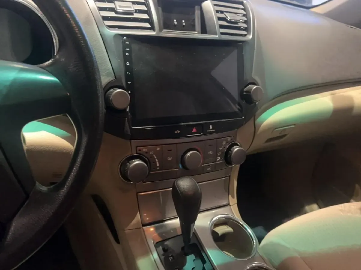 2012 Toyota Highlander 2.7L 188HP L4 6AT,autocango,china used car exporter,china ev exporter,chinese used car exporter,chinese used ev exporter