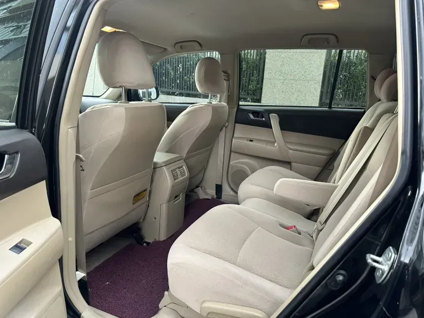 2012 Toyota Highlander 2.7L 188HP L4 6AT,autocango,china used car exporter,china ev exporter,chinese used car exporter,chinese used ev exporter