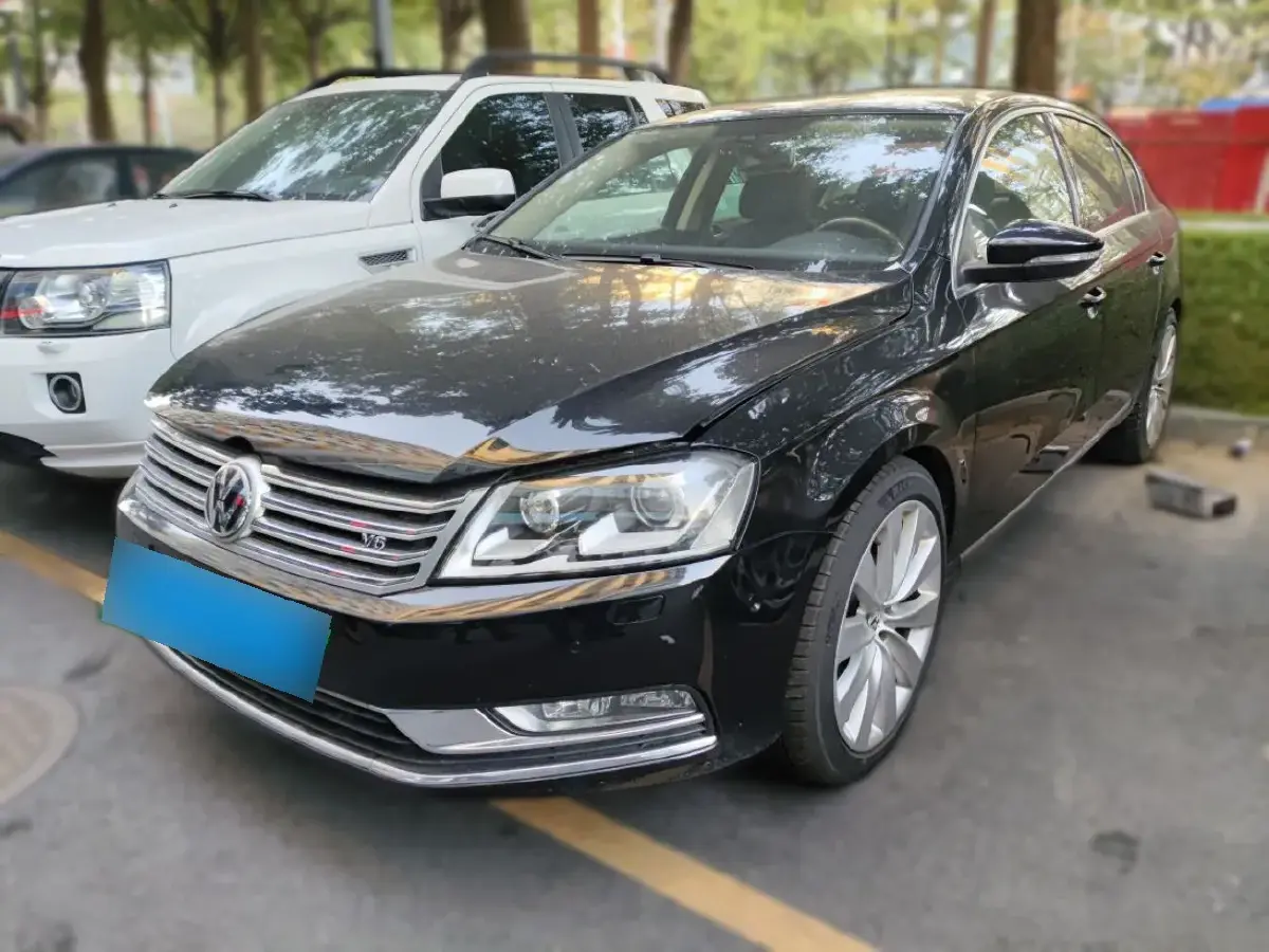 2013 Volkswagen Magotan 3.0L 250HP V6 6DCT