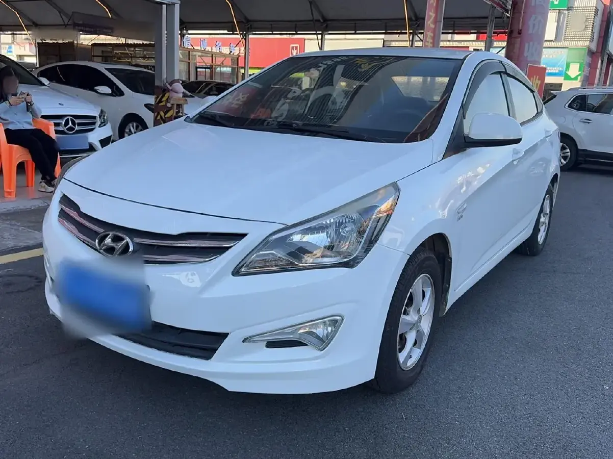 2014 Hyundai Reina 1.4L 107HP L4 4AT
