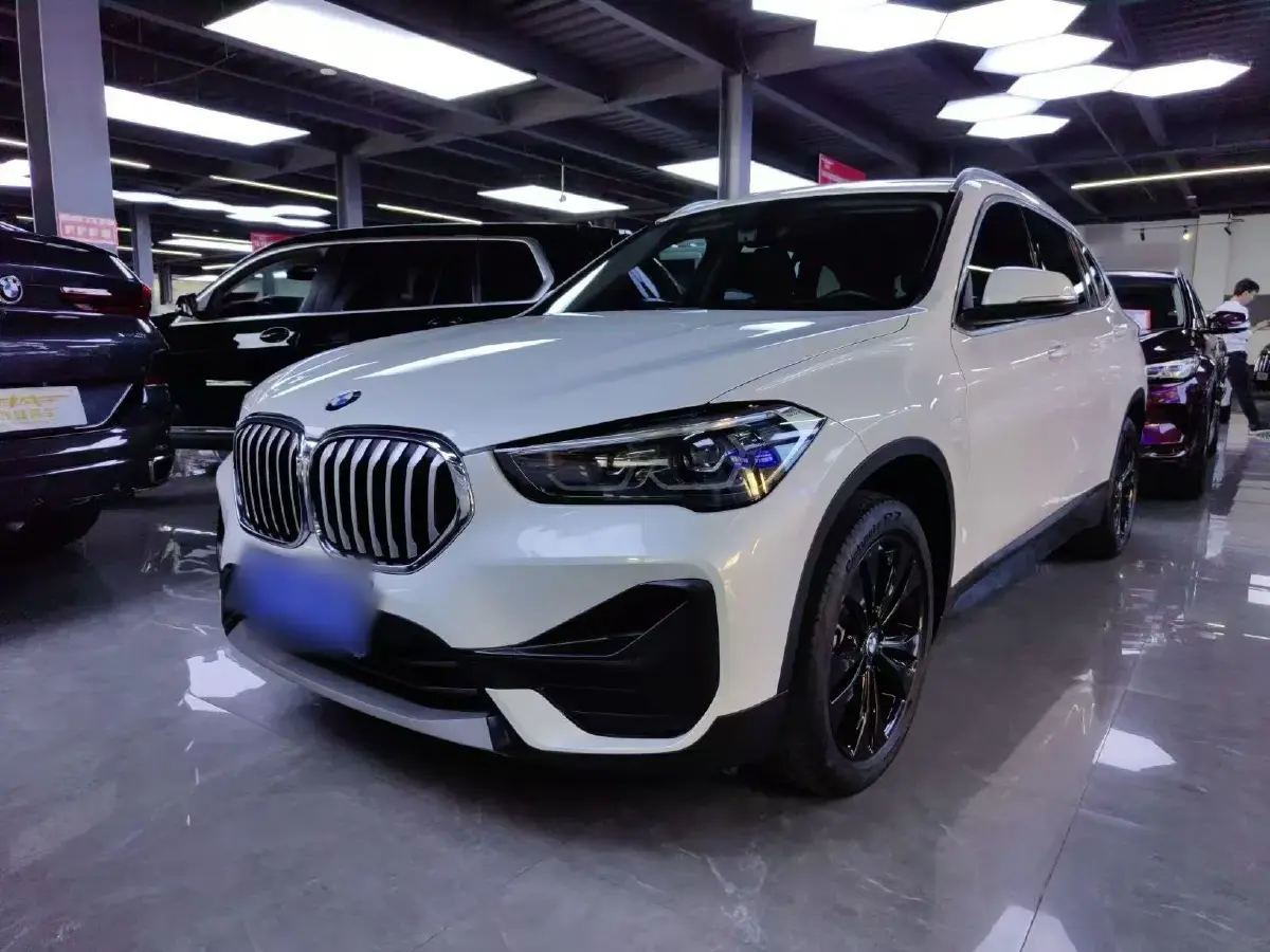 2021 BMW X1 1.5T 140HP L3 7DCT