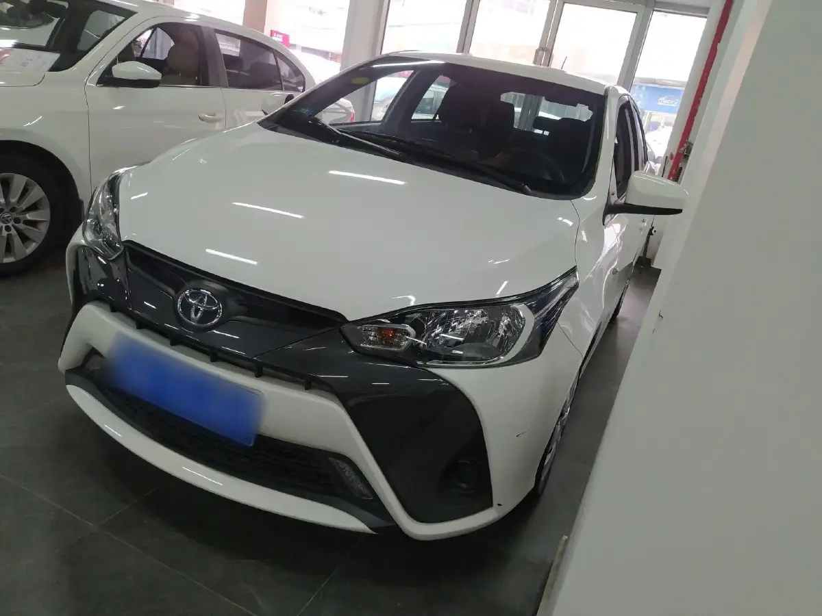 2016 Toyota Yaris L 1.5L 107HP L4 CVT