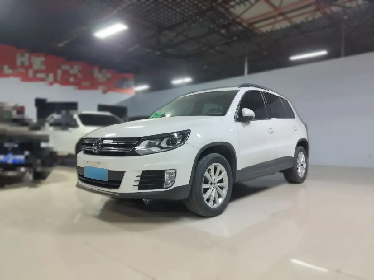 2015 Volkswagen Tiguan 1.8T 160HP L4 6AT