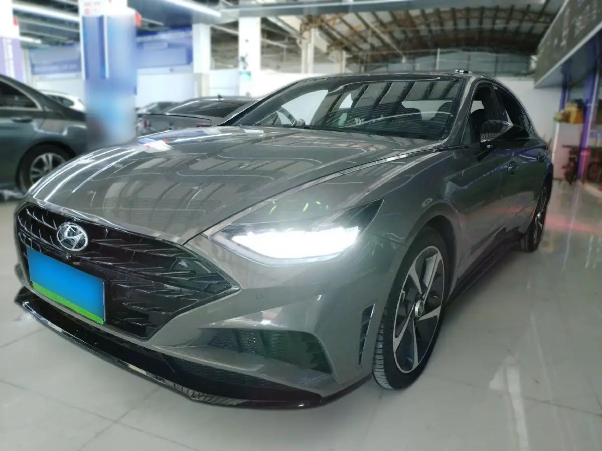 2020 Hyundai Sonata 2.0T 240HP L4 8AT