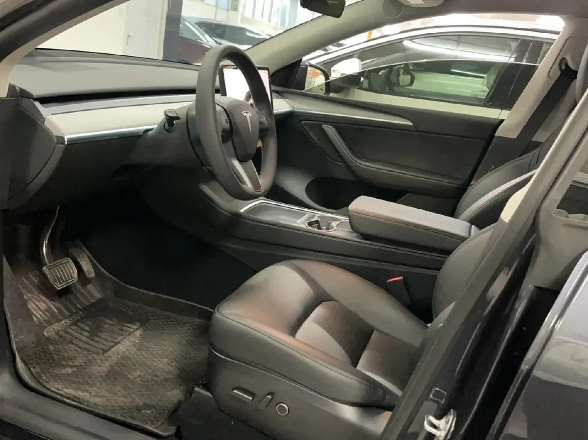 2024 Tesla Model Y BEV 78.4KWH,autocango,china used car exporter,china ev exporter,chinese used car exporter,chinese used ev exporter