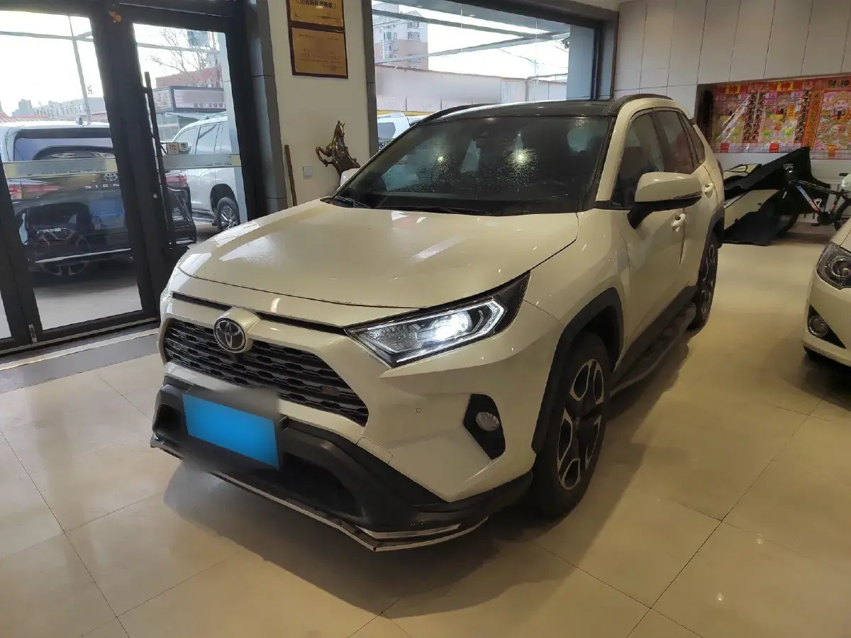 2021 Toyota RAV4 2.0L 171HP L4 CVT