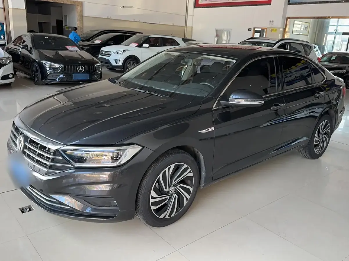 2022 Volkswagen Sagitar 1.4T 150HP L4 7DCT