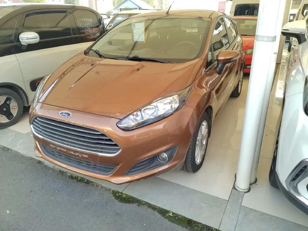 2013 Ford Fiesta 1.5L 110HP L4 6DCT