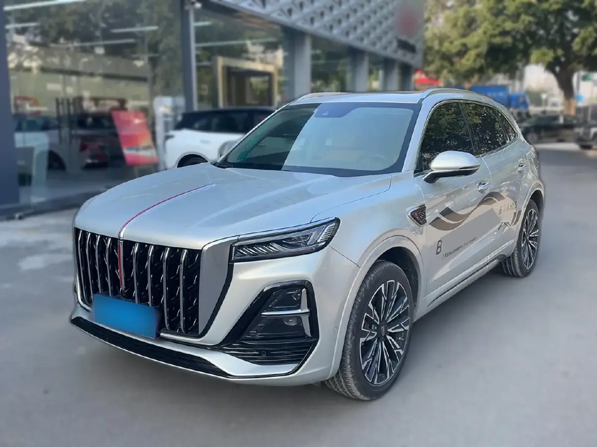 2023 HongQi HS5 2.0T 252HP L4 8AT