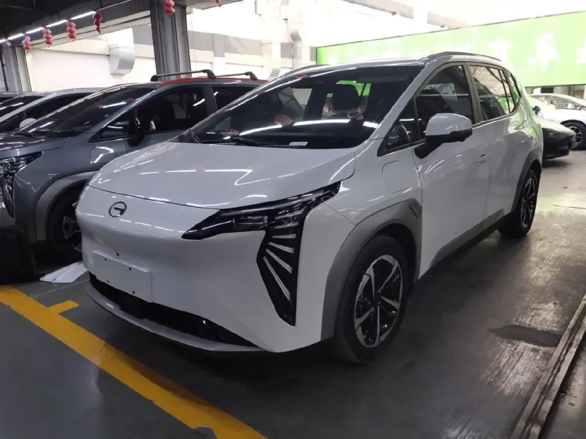 2023 Aion Y BEV 61.7KWH