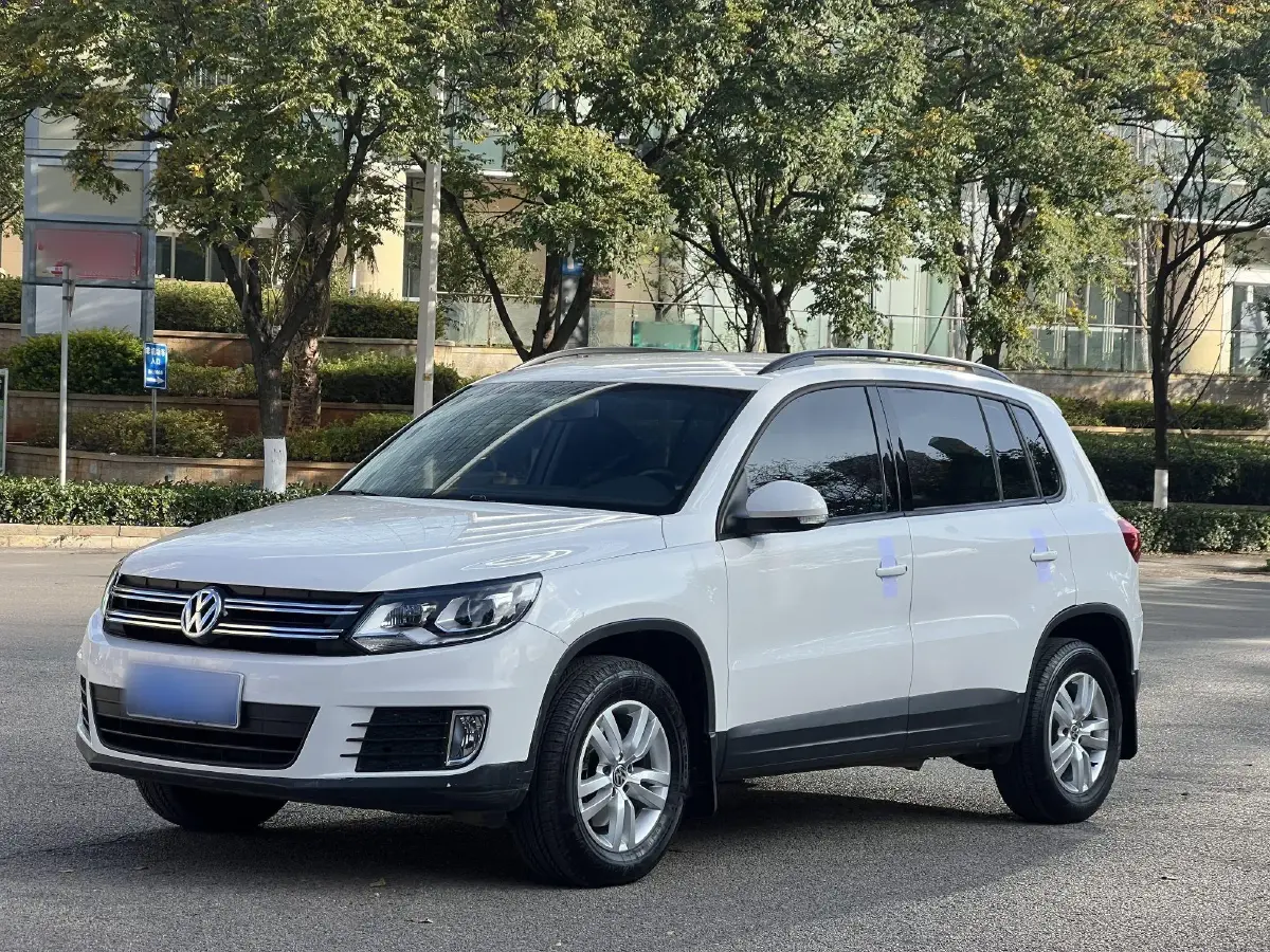 2015 Volkswagen Tiguan 1.8T 160HP L4 6AT