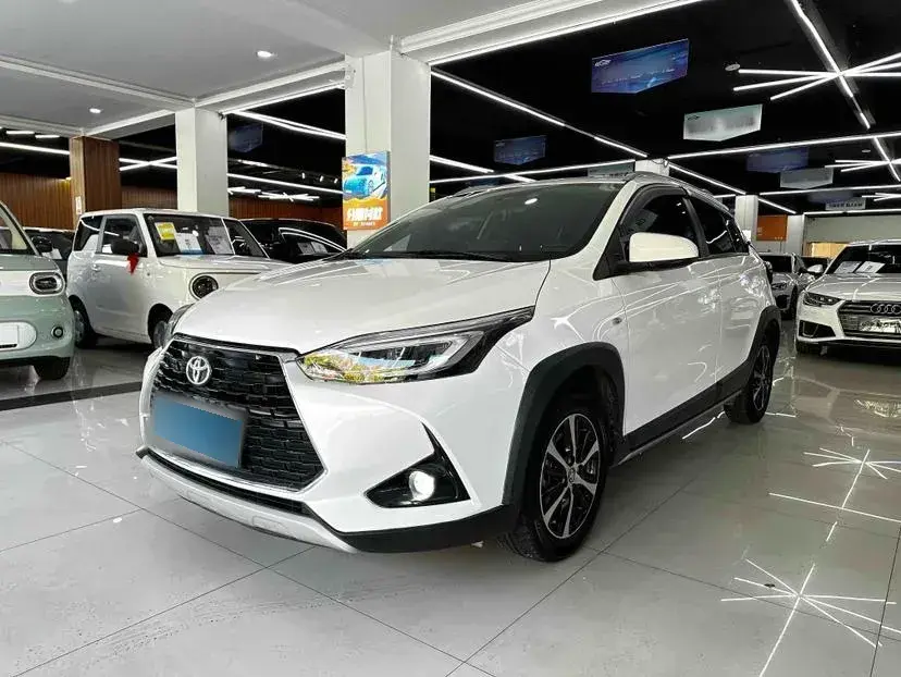 2020 Toyota Yaris L 1.5L 110HP L4 CVT