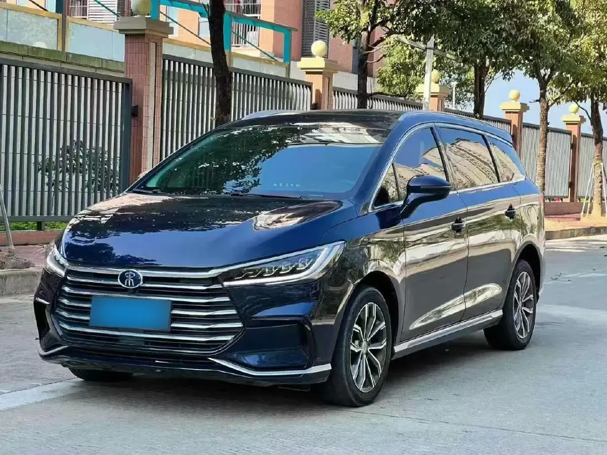 2021 BYD Song MAX 1.5T 160HP L4 6DCT