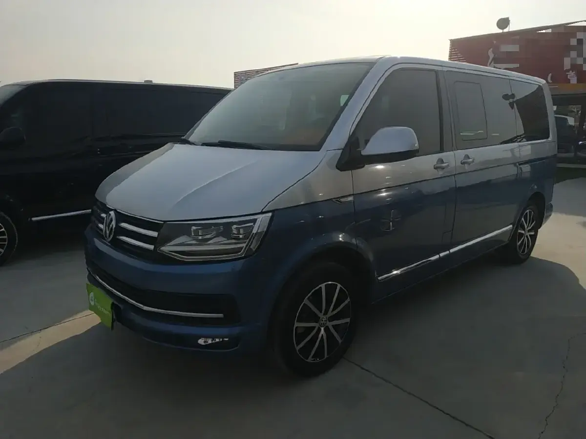 2016 Volkswagen Multivan 2.0T 204HP L4 7DCT