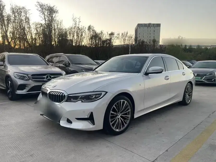 2020 BMW 3 Series 2.0T 184HP L4 8AT