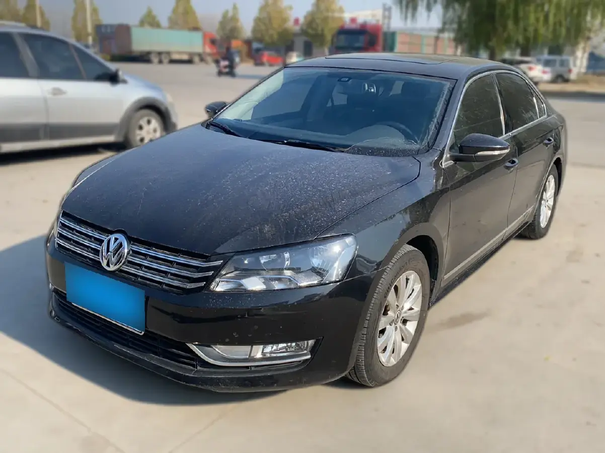 2015 Volkswagen Passat 1.8T 160HP L4 7DCT