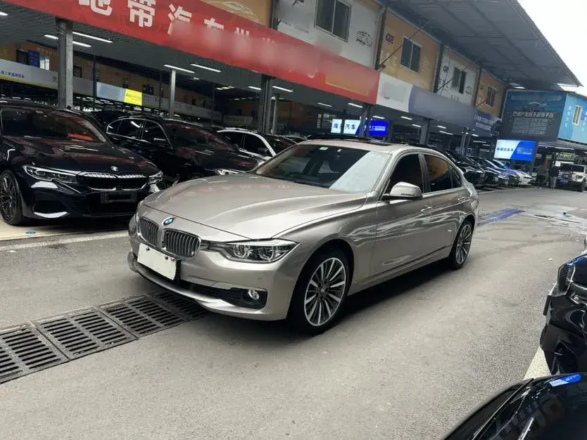 2018 BMW 3 Series 2.0T 184HP L4 8AT