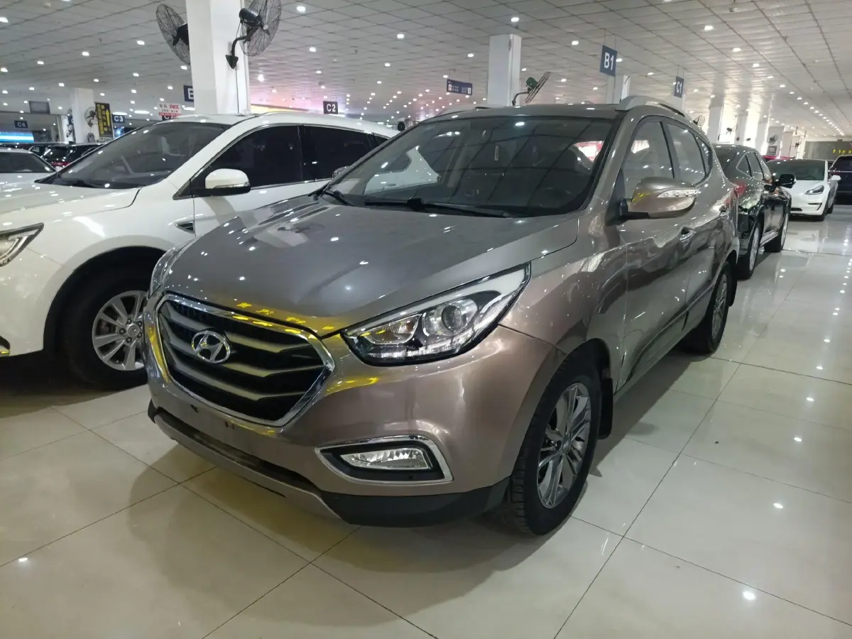2015 Hyundai ix35 2.0L 160HP L4 6AT