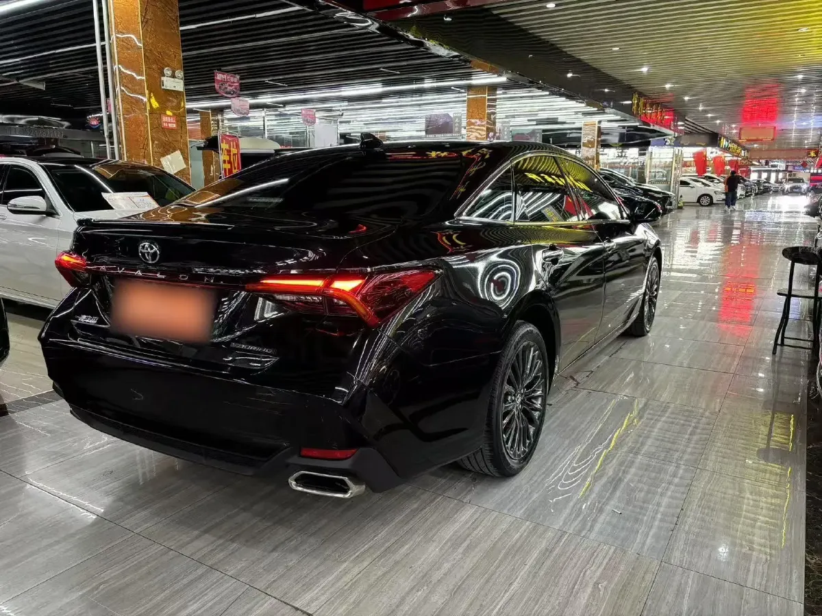 2022 Toyota Avalon 2.5L 209HP L4 8AT,autocango,china used car exporter,china ev exporter,chinese used car exporter,chinese used ev exporter