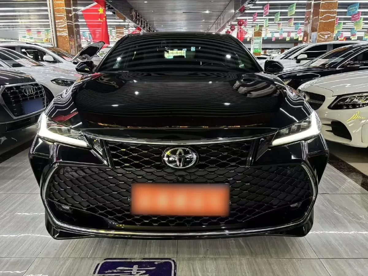 2022 Toyota Avalon 2.5L 209HP L4 8AT,autocango,china used car exporter,china ev exporter,chinese used car exporter,chinese used ev exporter