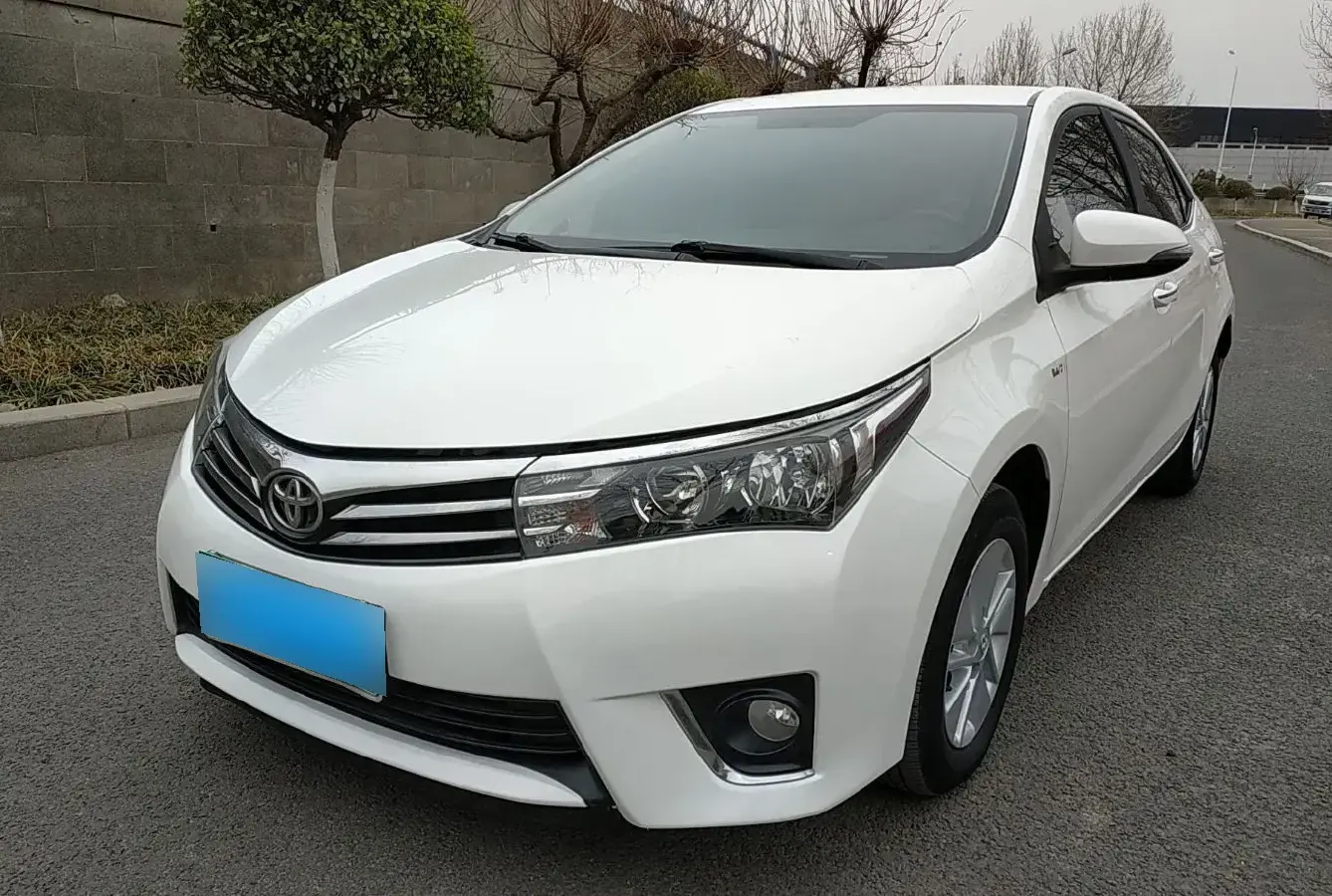 2014 Toyota Corolla 1.6L 122HP L4 CVT