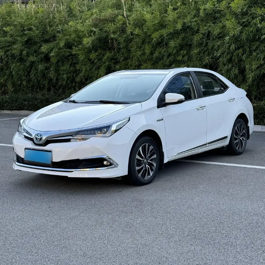 2016 Toyota Corolla 1.8L 99HP L4 E-CVT Hybrid