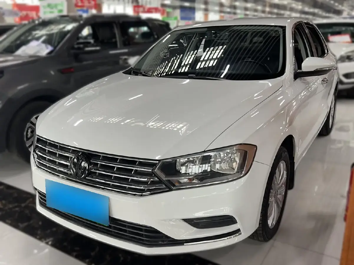 2019 Volkswagen Bora 1.5L 110HP L4 5MT