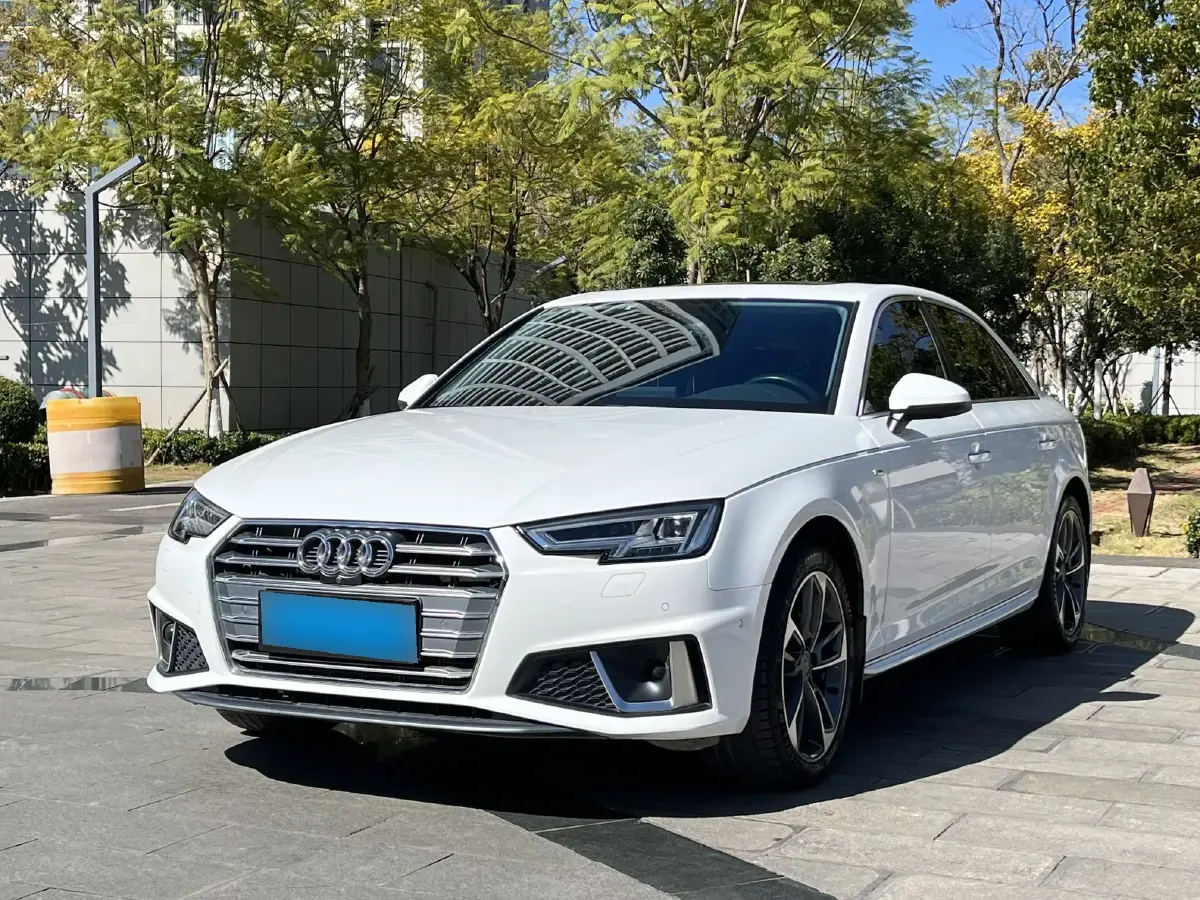 2019 Audi A4L 2.0T 190HP L4 7DCT