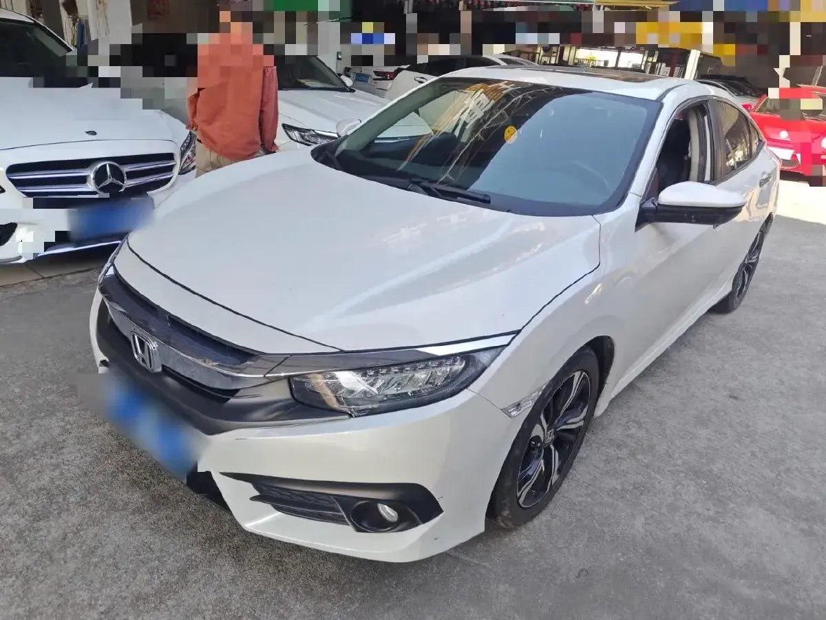 2016 Honda Civic 1.5T 177HP L4 CVT