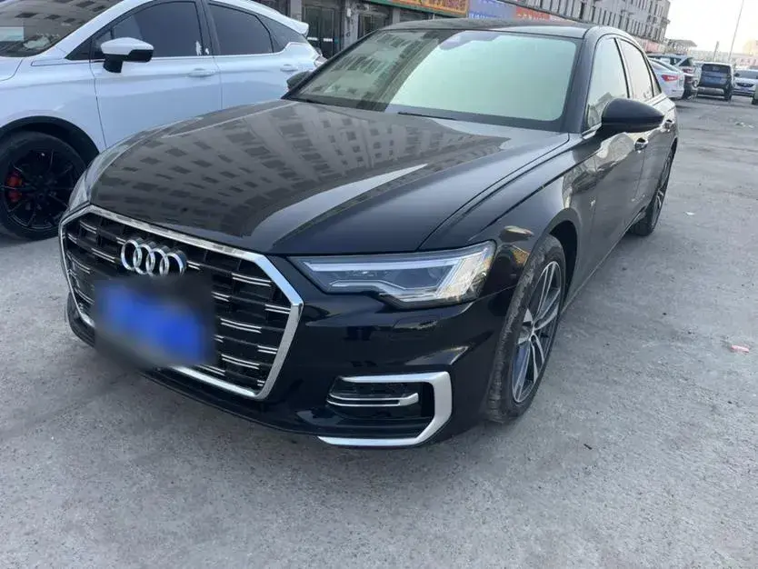 2023 Audi A6L 2.0T 190HP L4 7DCT