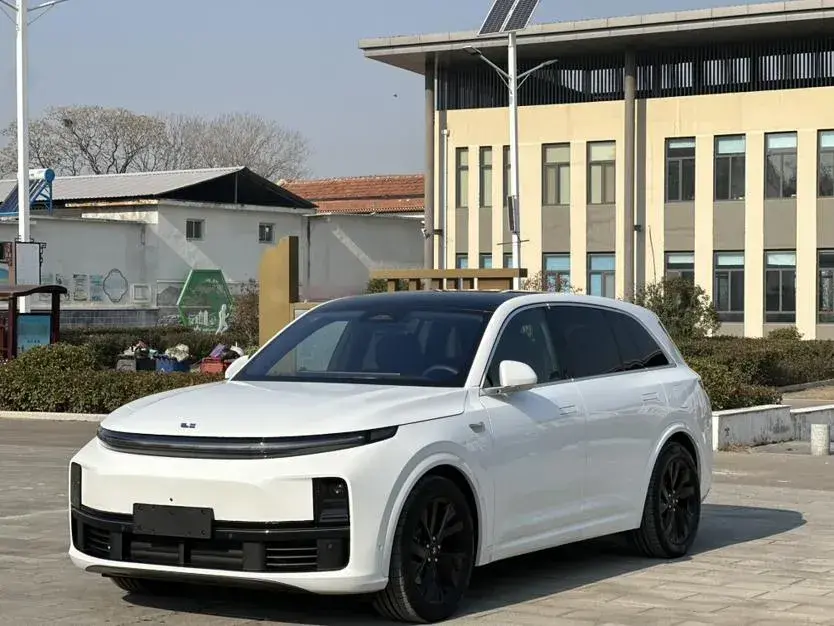 2023 Li L7 Range Extended 154HP REEV 40.9KWH