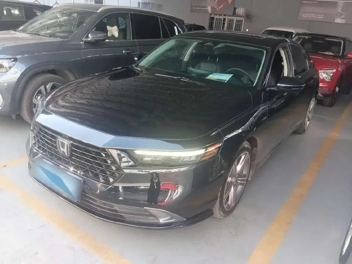 2023 Honda Accord 1.5T 192HP L4 CVT