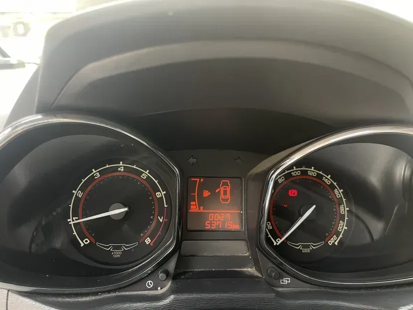 2015 Chery Arrizo 3 1.5L 109HP L4 5MT,autocango,china used car exporter,china ev exporter,chinese used car exporter,chinese used ev exporter