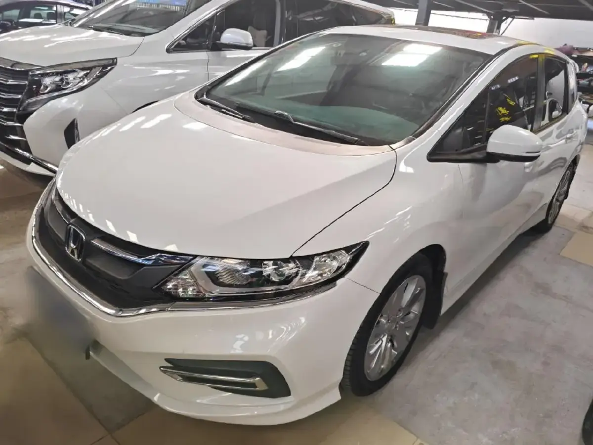 2017 Honda Jade 1.8L 141HP L4 5AT