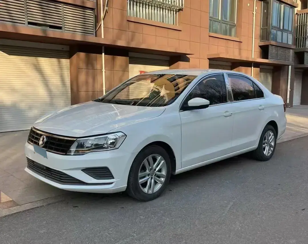 2019 Volkswagen Jetta 1.4L 90HP L4 5MT