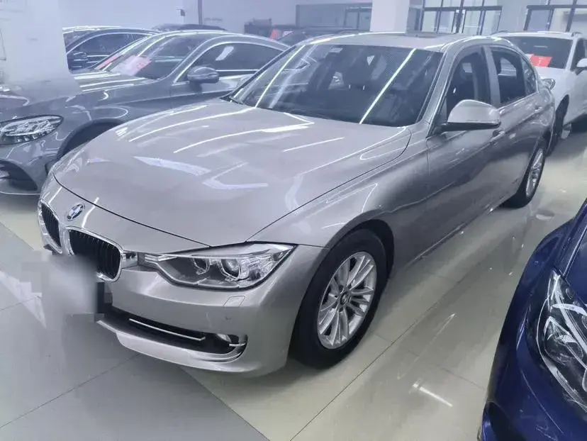 2015 BMW 3 Series 2.0T 184HP L4 8AT