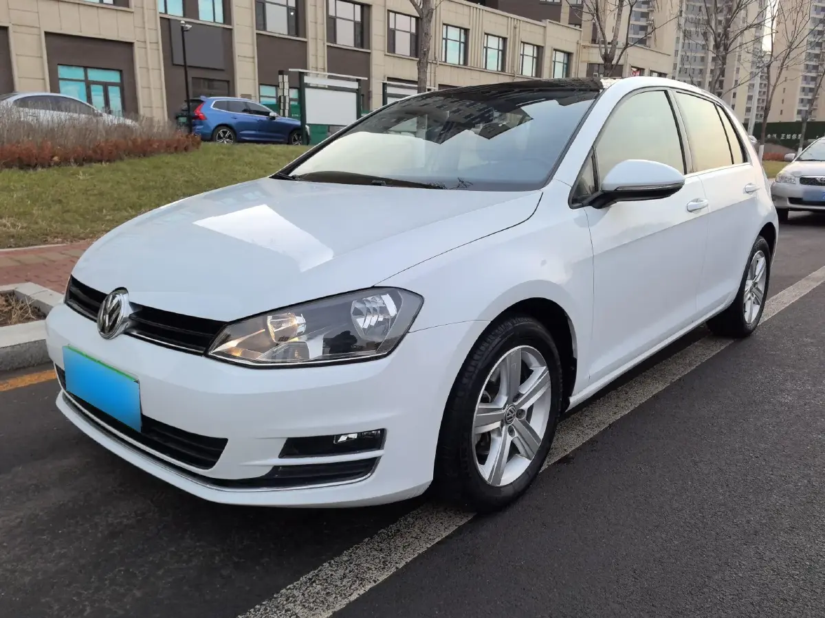 2015 Volkswagen Golf 1.4T 131HP L4 7DCT