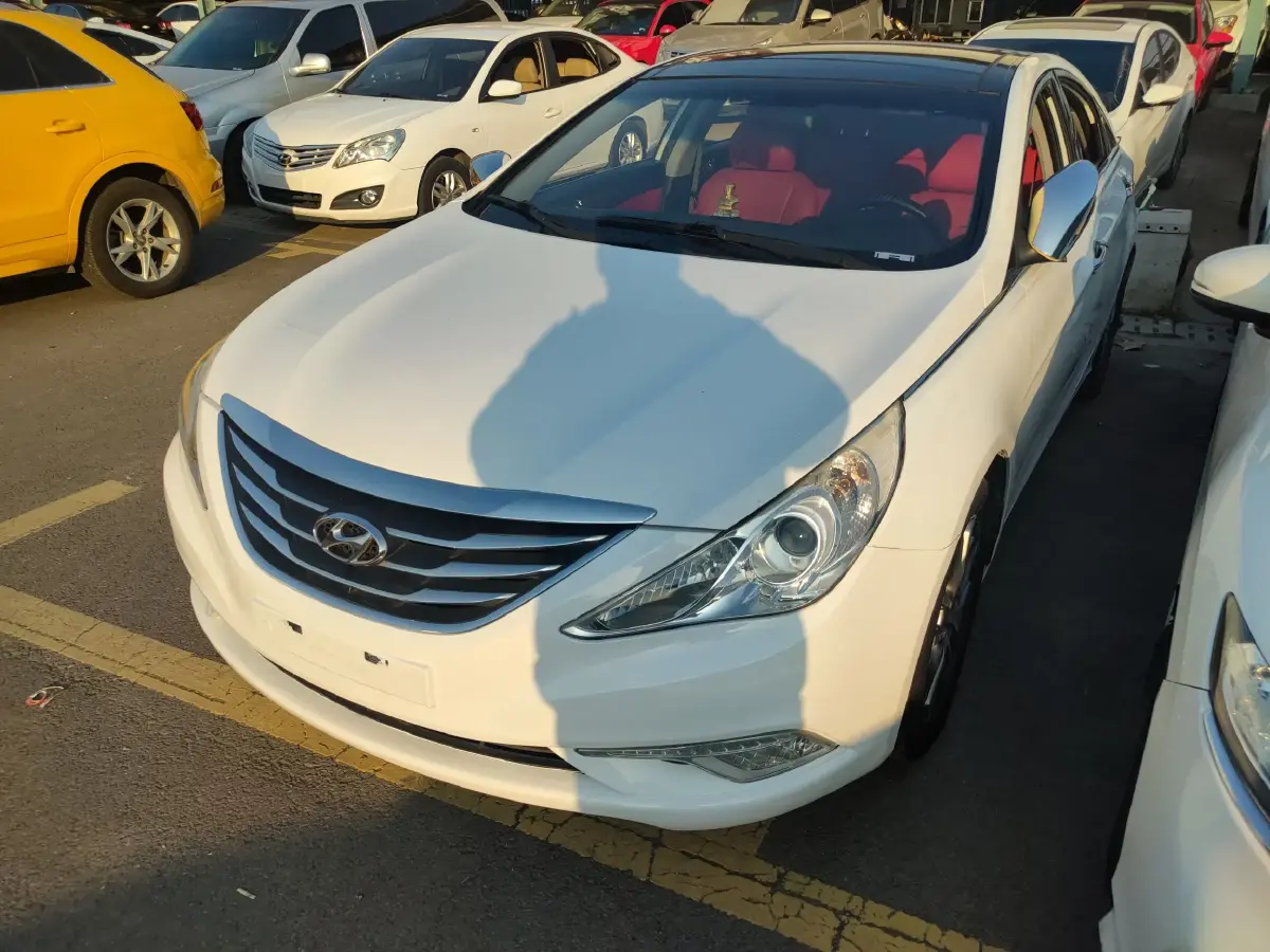 2013 Hyundai Sonata 2.4L 180HP L4 6AT