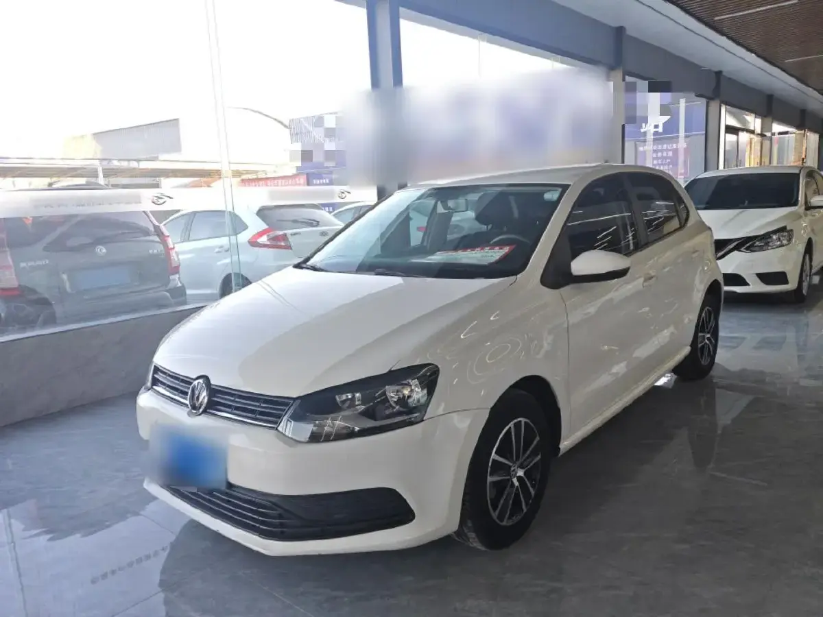 2016 Volkswagen Polo 1.4L 90HP L4 6AT