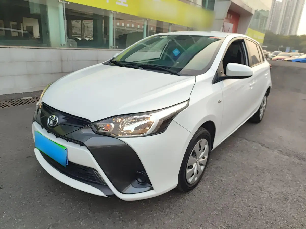 2016 Toyota Yaris L 1.5L 107HP L4 CVT