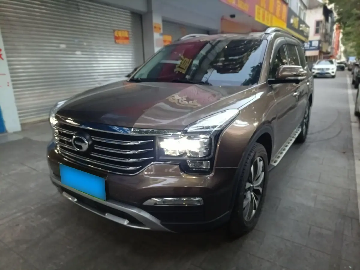 2017 GAC Trumpchi GS8 2.0T 201HP L4 6AT