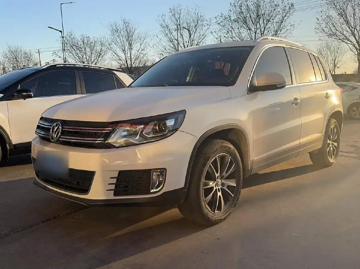 2015 Volkswagen Tiguan 1.8T 160HP L4 6AT